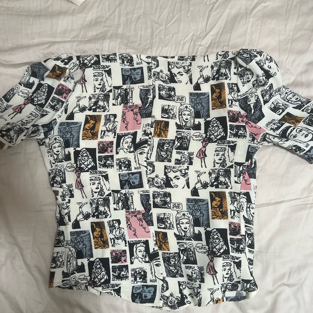 Reformation Devon Top Comic Book - image 7